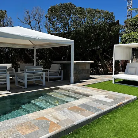 Villa Spaces Sea View Villa- 6 Bedrooms, 5 Bathrooms, 2 Private Pools, Near Center Sitges