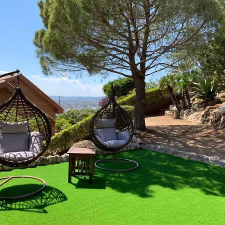 Spaces Sea View Villa- 6 Bedrooms, 5 Bathrooms, 2 Private Pools, Near Center סיטגס